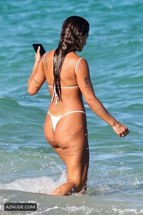 isabellaladera Гола изтичане OnlyFans снимка 2