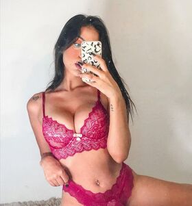 Isabelle Pinheiro Nude Leaks OnlyFans Photo 3