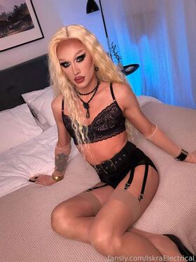 IskraElectrical Nacktes Leaks OnlyFans Foto 46