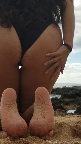 islandgaltoes Nude Leaks OnlyFans Photo 42