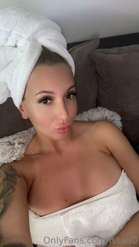 issaa0 Nude Leaks OnlyFans Photo 31