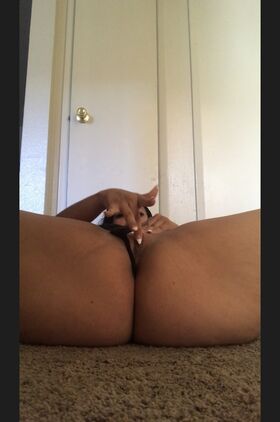issarealrose Nude Leaks OnlyFans Photo 2