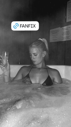 Issy Anderson Foto vazada OnlyFans nua 34