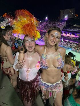 Itscarlyjane Nude Leaks OnlyFans Photo 2