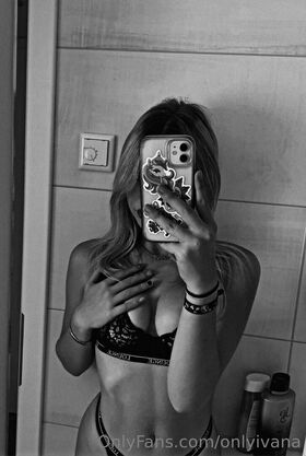 Ivana Lukic Nude Leaks OnlyFans Photo 21