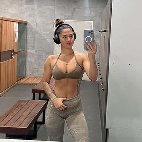 Izzy Flannery Foto filtrada desnuda de OnlyFans 18