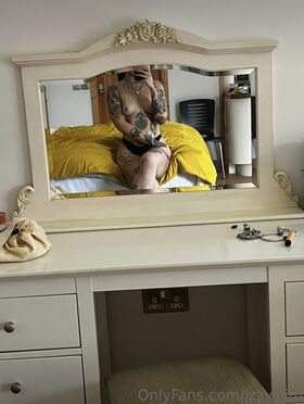 Izzy Siim Фото утечки OnlyFans (обнаженная) 40