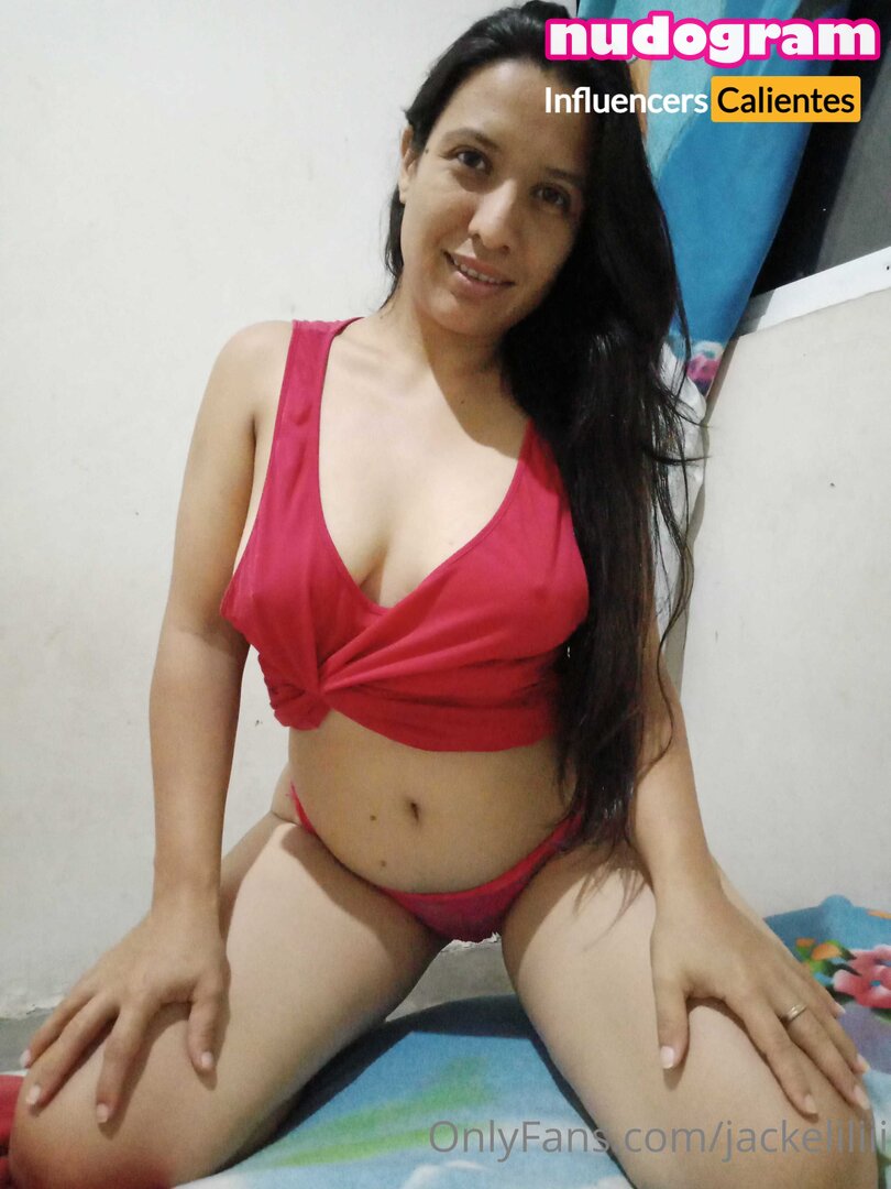 Jackelili Гола изтичане OnlyFans снимка 18 - Nudogram v2.1
