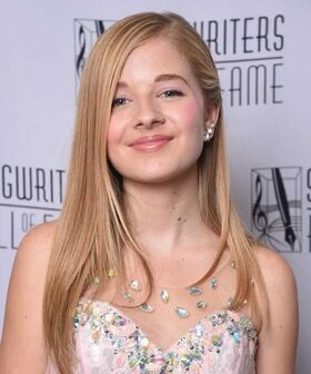 Jackie Evancho Nude Leaks OnlyFans Photo 15