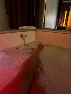 Jaele Corsi Фото утечки OnlyFans (обнаженная) 103