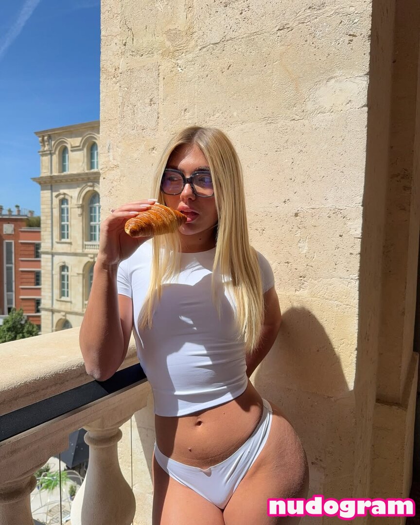 tempting curves awaiting admiration