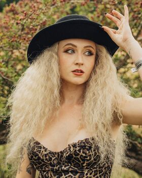 Janet Devlin नग्न लीक OnlyFans फोटो 122