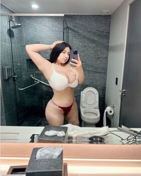 Jazmin Gurrola Nude Leaks OnlyFans Photo 84