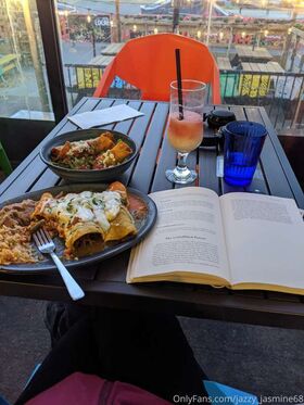 Jazzy Jasmine Nude Leaks OnlyFans Photo 13