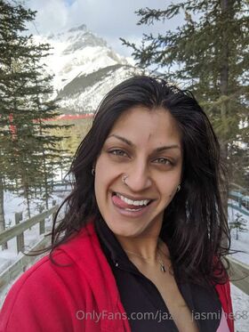 Jazzy Jasmine Nude Leaks OnlyFans Photo 26