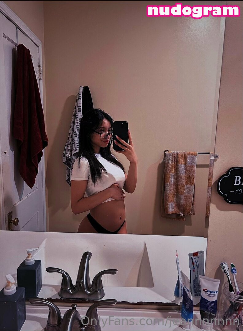 jeannnnnnn  jellybeaniejean Nude Leaks OnlyFans Photo 22 - Nudogram v2.0