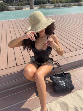 Jena Vuotanut alastonkuva OnlyFans 22