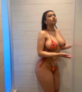Jenessa Garzaneeded Nude Leaks OnlyFans Photo 1