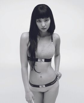 Jennie | BLΛƆKPIИK Nude Leaks OnlyFans Photo 37