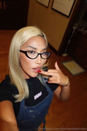 jennierosesinstv नग्न लीक OnlyFans फोटो 40