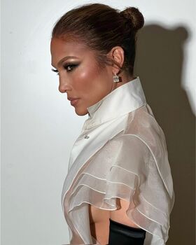 Jennifer Lopez Nude Leaks OnlyFans Photo 35