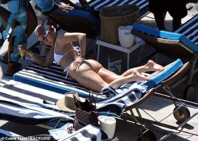 Jennifer Lopez Nude Leaks OnlyFans Photo 139
