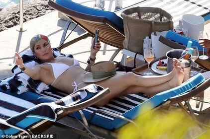 Jennifer Lopez Nude Leaks OnlyFans Photo 152