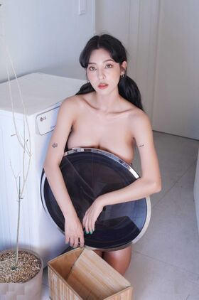 Jeon Jisu Nude Leaks OnlyFans Photo 101