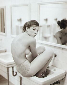 Jessica Biel Nude Leaks OnlyFans Photo 38