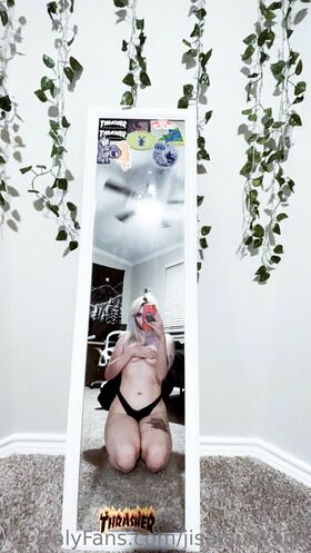 jisatsu.waifu Nude Leaks OnlyFans Photo 39