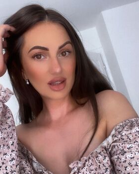 Jodie Carnall Nude Leaks OnlyFans Photo 26