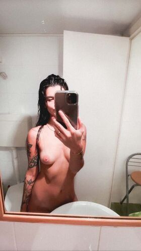 juju.vibezzz Nude Leaks OnlyFans Photo 34
