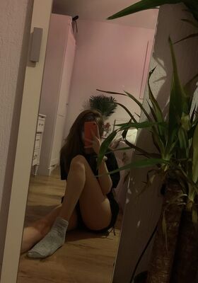 Julia Coraline Nude Leaks OnlyFans Photo 17