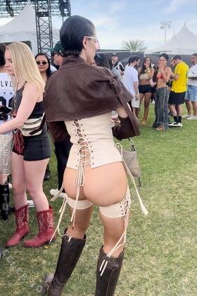 Julia Fox Nøgne lækkede OnlyFans foto 620