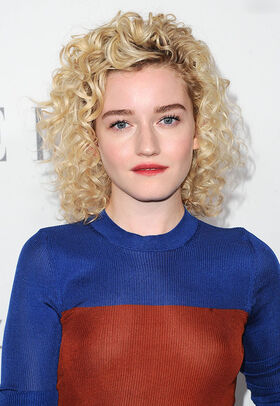 Julia Garner