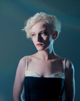Julia Garner