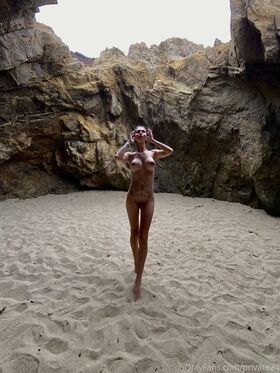 Julia Geltsman Nude Leaks OnlyFans Photo 2