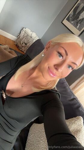 juliaaswe Foto trapelata OnlyFans nuda 8