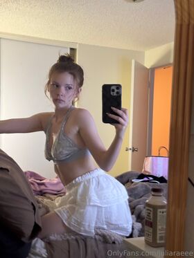 juliaraeee Ảnh OnlyFans khỏa thân rò rỉ 13