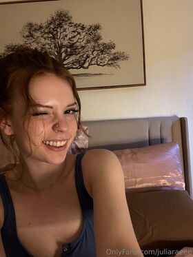 juliaraeee Ảnh OnlyFans khỏa thân rò rỉ 24