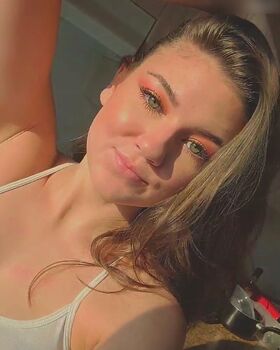 JustBree Nahé uniklé OnlyFans foto 34