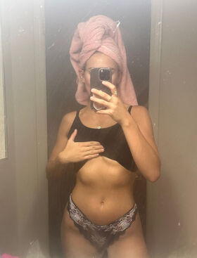 Justine Ouellet Nude Leaks OnlyFans Photo 6
