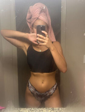 Justine Ouellet Nude Leaks OnlyFans Photo 23