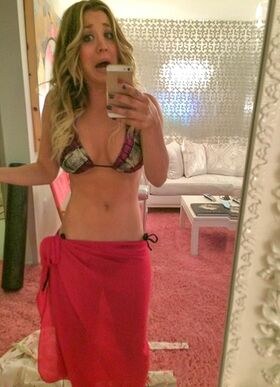 Kaley Cuoco Nude Leaks OnlyFans Photo 272
