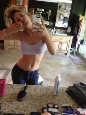 Kaley Cuoco Nude Leaks OnlyFans Photo 348