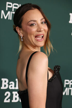 Kaley Cuoco नग्न लीक OnlyFans फोटो 719