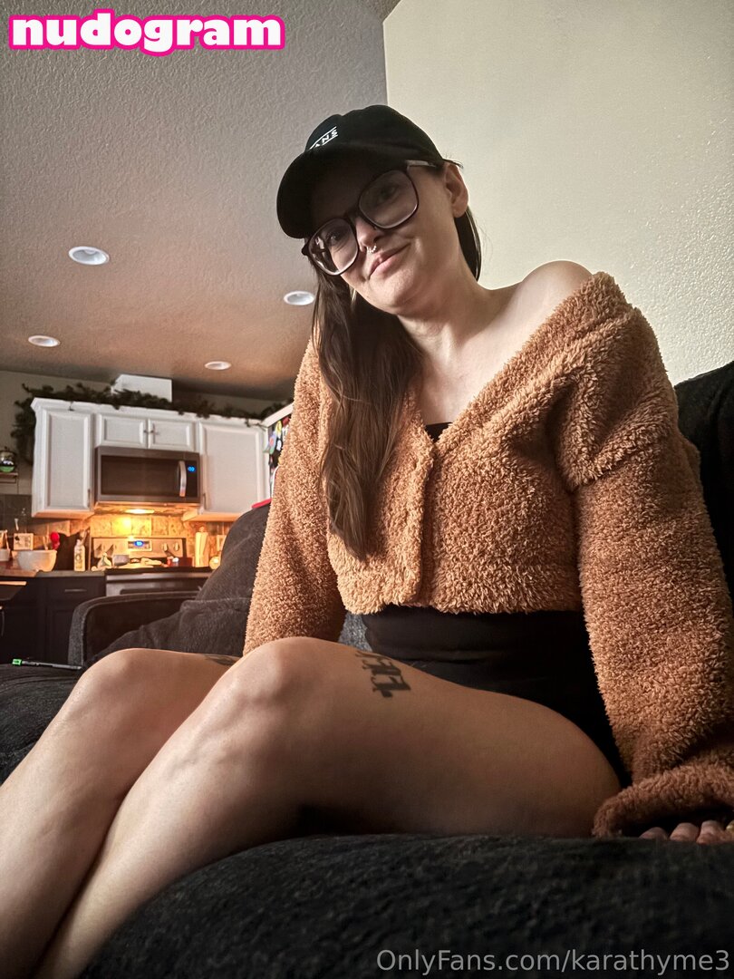 kara.thyme30  karathyme3 Гола изтичане OnlyFans снимка 3 - Nudogram v2.1