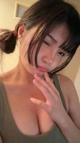 Karenxtran/Strawberry.bunni