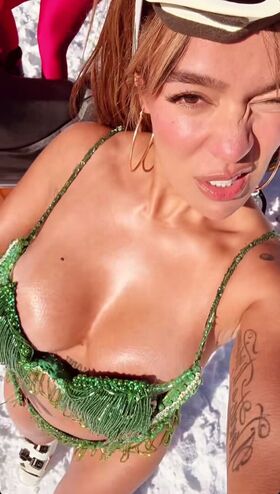 Karol G Çıplak Sızdırılmış OnlyFans Fotoğrafı 233