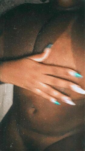 Karollaynna Rocha Nude Leaks OnlyFans Photo 1